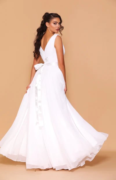 A gorgeous full-length gown, made from a beautifully soft chiffon fabric. 